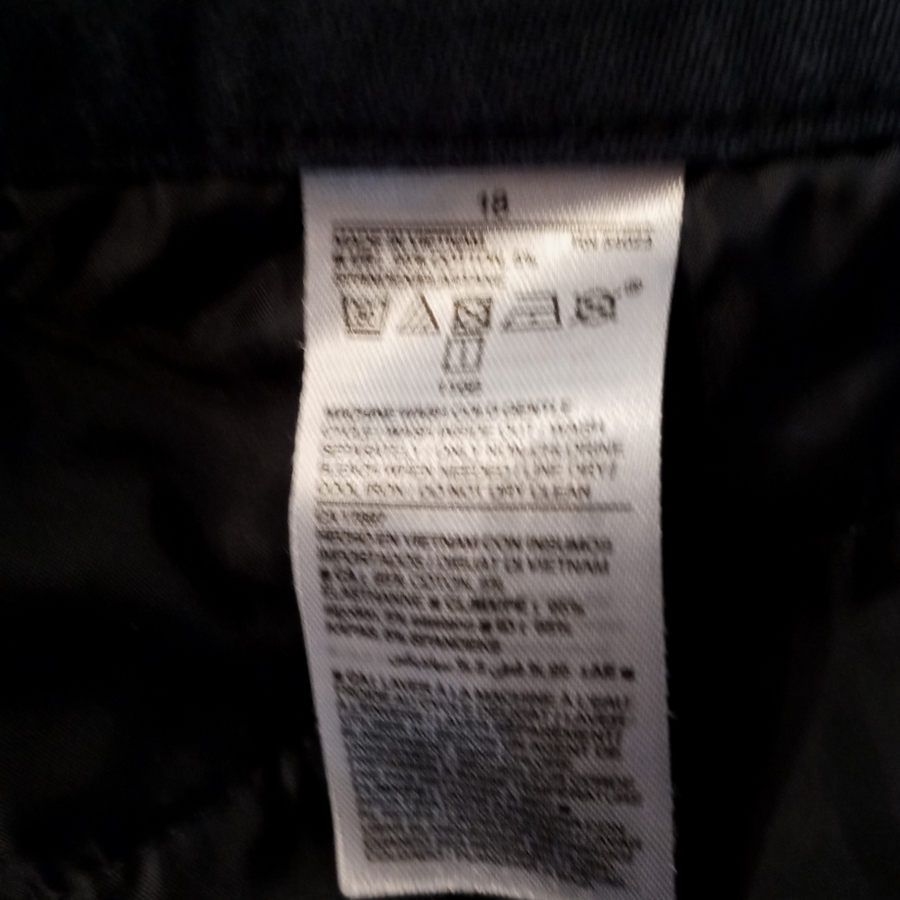 Old Navy Pixie Pants - image 6
